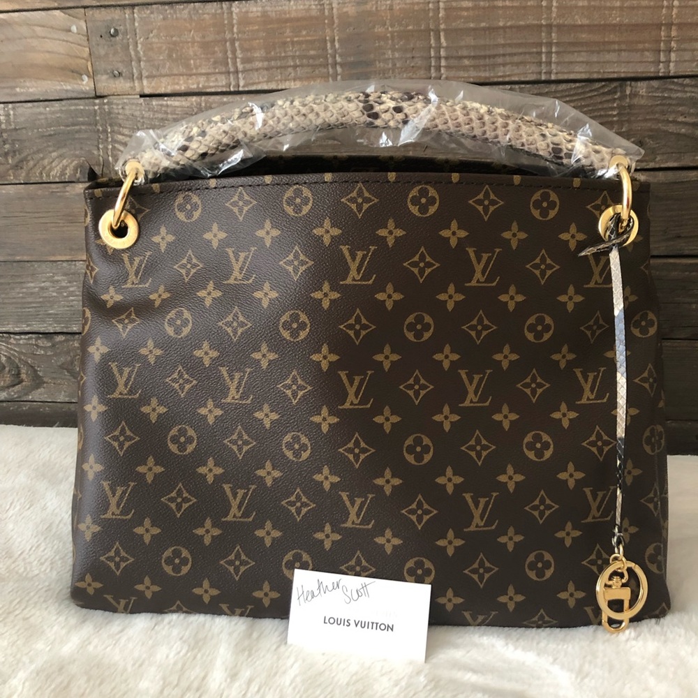 Louis Vuitton Artsy Python Exotic MM